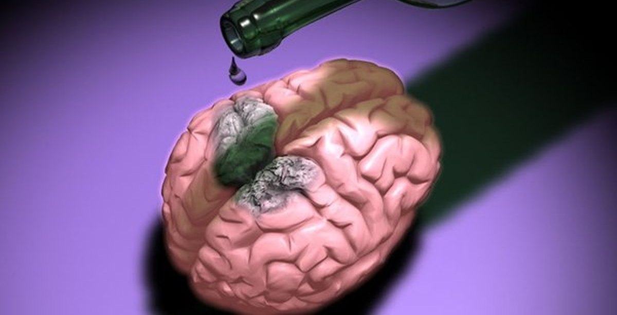 大脑，神经系统和酒精。 Phenylpiracetam酒精